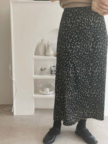 maxi long skirt Spotted pattern, 맥시롱스커트 크림 블랙