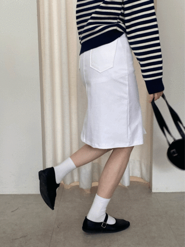 FELIZ H-line skirt, 5부 앞트임 H라인스커트 블랙 화이트