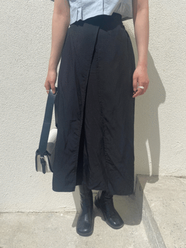 Charmant long skirt, H라인 앞절개 여자 롱스커트 화이트 블랙